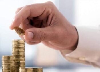 Crecen ingresos tributarios 2.4% de enero a abril