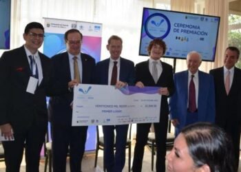 Jóvenes hermosillenses representarán a México en “Premio Nobel del Agua”