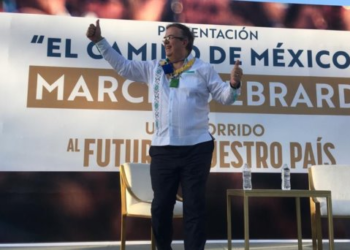 Marcelo Ebrard presenta su libro ‘El Camino de México’ en Hermosillo
