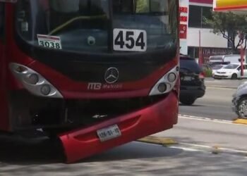 Muere mujer atropellada por metrobús en alcaldía Cuauhtémoc en la CDMX