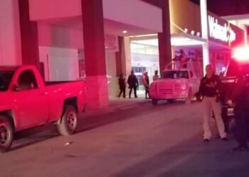 Explota bomba molotov en sala de cine de Ciudad Juárez; generó pánico