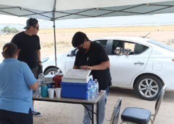 Centro de Salud Urbano vacuna 80 mascotas por ‘Drive thru’ en Floresta