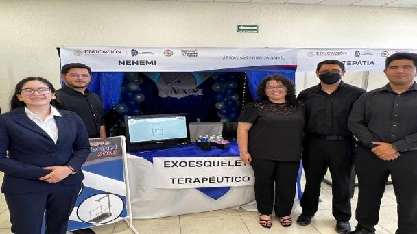 Estudiantes ITH presentan exoesqueleto con realidad virtual para terapias Estudiantes ITH presentan exoesqueleto con realidad virtual para terapias