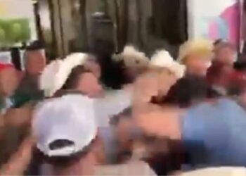 ‘Trigueros’ agarran a golpes a Secretario de Agricultura de Baja California