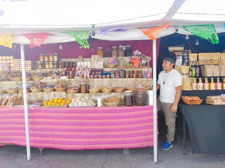 De Oaxaca a la Ciudad del Sol; instalan feria oaxaqueña en Hermosillo