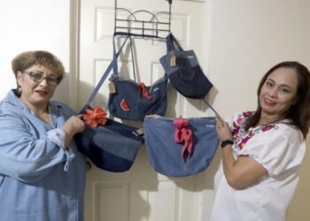 Hermosillo: Las Hermanas Quihuis les dan segunda oportunidad a pantalones de mezclilla