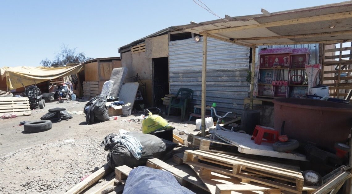 Patricia sigue necesitando apoyo, a casi un mes de que su ex pareja quemara su vivienda en la invasión Guayacán