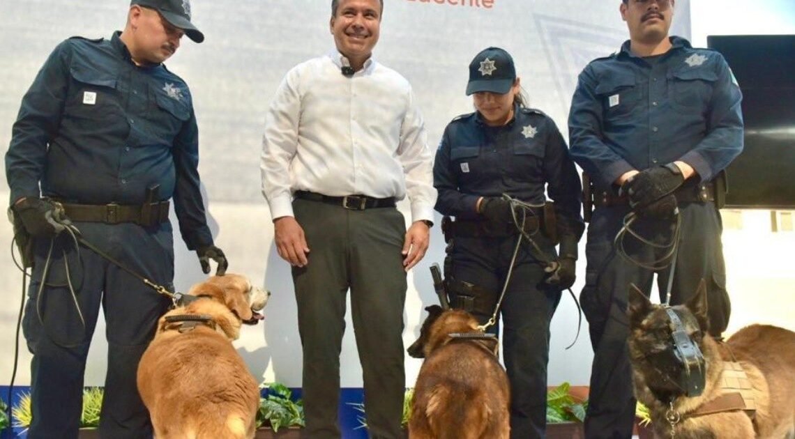 Antonio Astiazarán preside despedida de agentes caninos