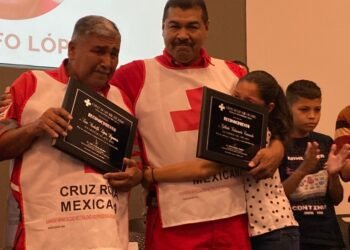 Hermosillo: Premian a dos socorristas del año ¡hubo empate!