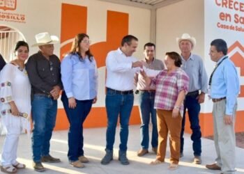 Hermosillo: Entrega Antonio Astiazarán Casa de Salud en Topahue