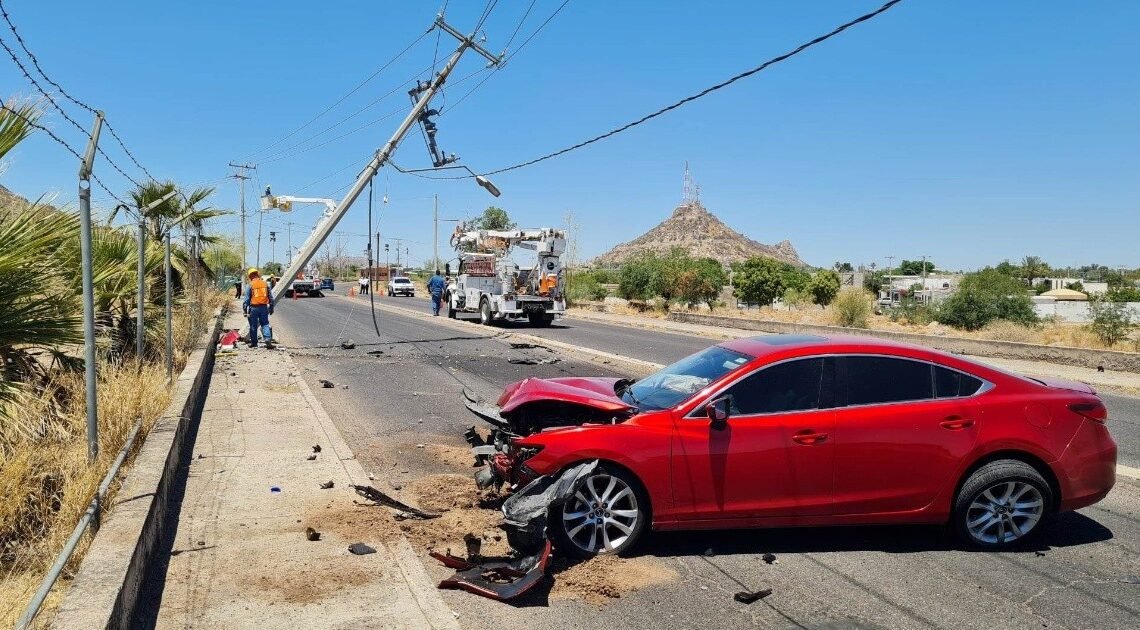 ¡Tome precauciones! Por accidente vial cierran circulación en bulevar Serna de Hermosillo ¡Tome precauciones! Por accidente vial cierran circulación en bulevar Serna de Hermosillo