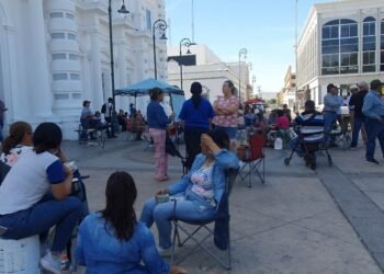 Retoman ex concesionarios del transporte urbano manifestaciones