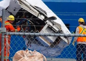 Hallan posibles restos humanos en el sumergible Titán durante su fatídico viaje al Titanic