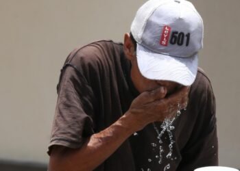 Atienden a 17 personas por calor en Hermosillo, la mayoría por deshidratación