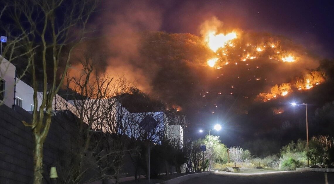Proponen no autorizar construir en terrenos que se han incendiado en Hermosillo Proponen no autorizar construir en terrenos que se han incendiado en Hermosillo