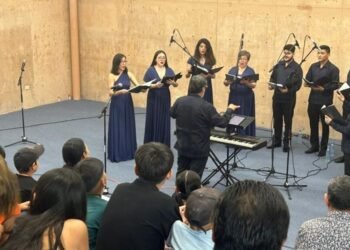 Niñas, niños y jóvenes disfrutan del Campamento Artístico de Verano en el Centro Cultural Ágora de Hermosillo