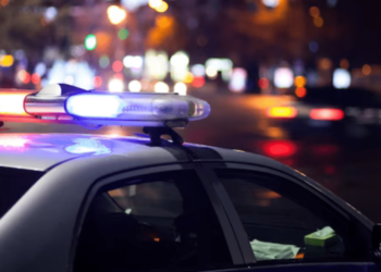 Policía de Hermosillo arresta a conductor por infracción de tránsito y presunta posesión de drogas