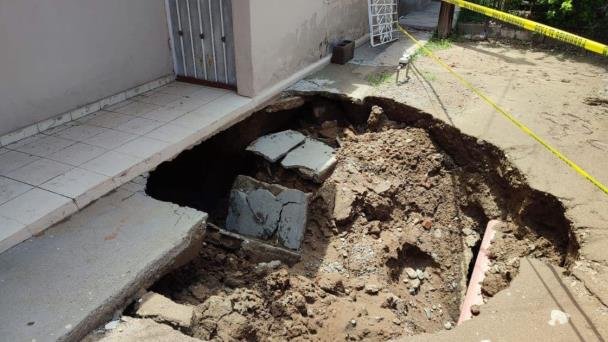 Protección Civil Hermosillo mantiene vigilancia en el Sahuaro Indeco Protección Civil Hermosillo mantiene vigilancia en el Sahuaro Indeco
