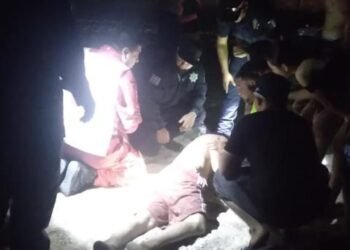 Salvan a hombre de morir ahogado en Bahía de Kino