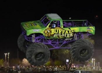 Se lleva a cabo el Monster Truck HMO ¡Con 10 mil asistentes!