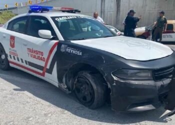 Hombre roba patrulla y protagoniza persecución en carretera de Tamaulipas