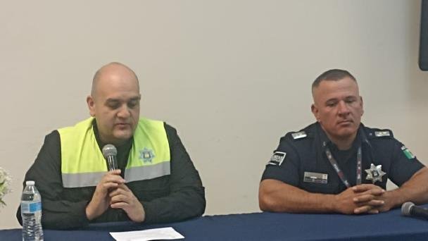 Con ‘Un café con el comisario’ la Policía busca acercamiento con ciudadano Con ‘Un café con el comisario’ la Policía busca acercamiento con ciudadano