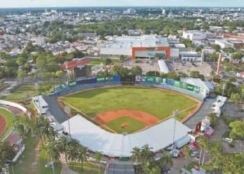 Revelan uso del fondo de pobreza para remodelar estadios de beisbol