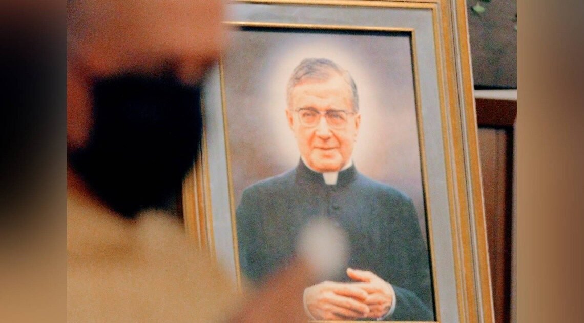 Oficiarán mañana misa en memoria de San Josemaría Escrivá de Balaguer