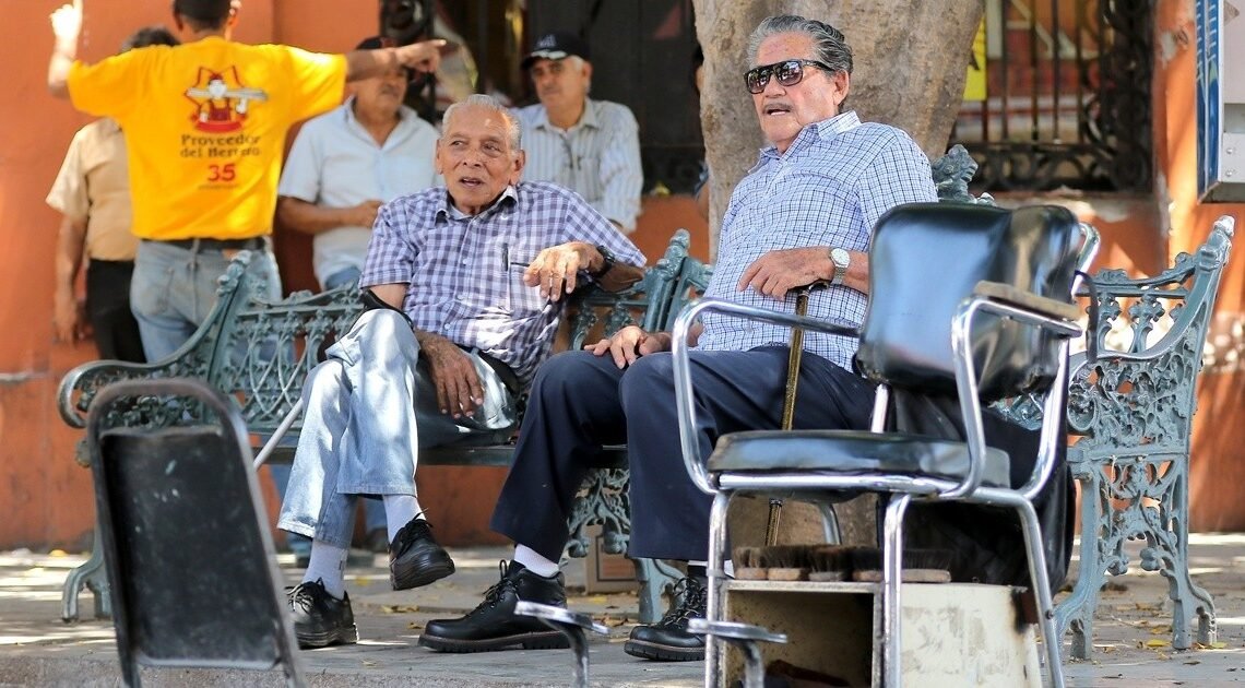 Día del amigo | “Amigos de verdad son pocos, se cuentan con los dedos de la mano” Día del amigo | “Amigos de verdad son pocos, se cuentan con los dedos de la mano”