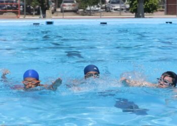 Cuatro albercas públicas han sido clausuradas en Sonora: Coesprisson
