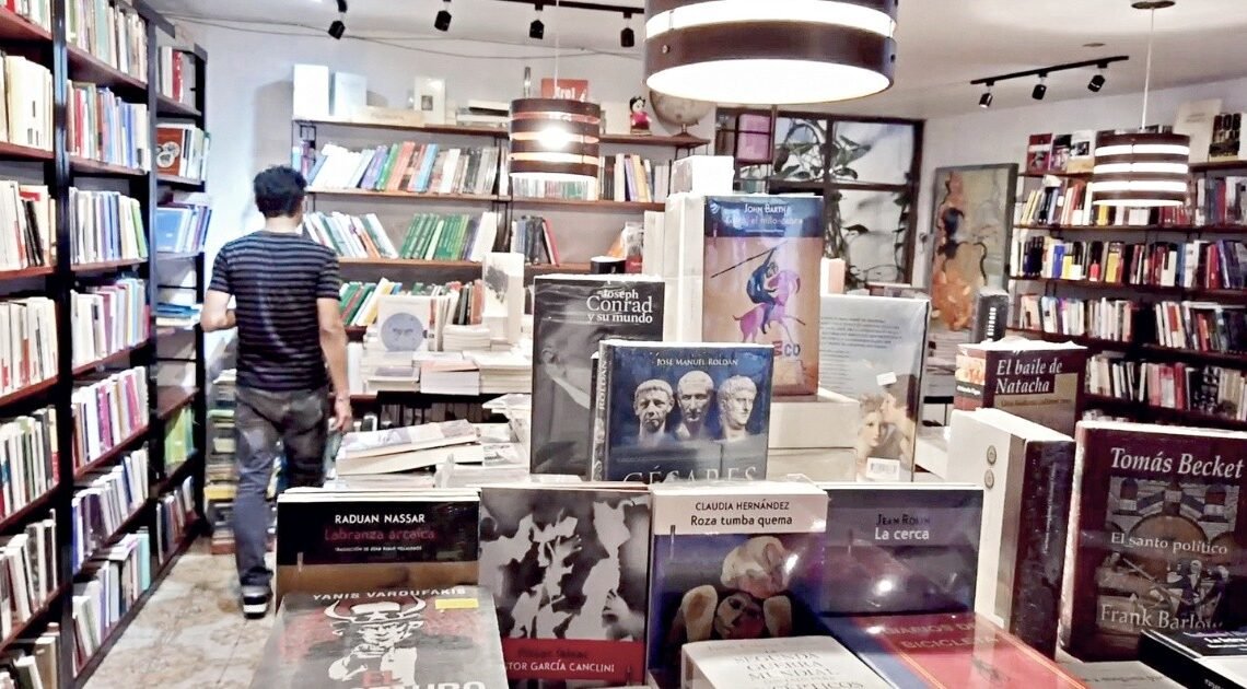 Hermosillo: Calor ahuyenta a los compradores de libros