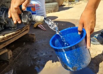 Hermosillo: Vecinos de Paseos del Pedregal denuncian problemas con abasto de agua