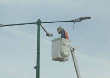 Hermosillo: Trabajan en mantenimiento preventivo de luminarias