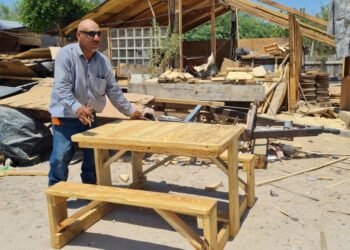 Hermosillo: Da Javier Esquivel una segunda oportunidad a la madera