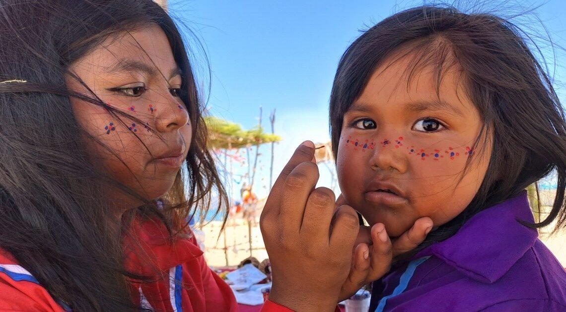 Seris viven su tradición ancestral: celebran el año nuevo junto al desierto y el mar Seris viven su tradición ancestral: celebran el año nuevo junto al desierto y el mar