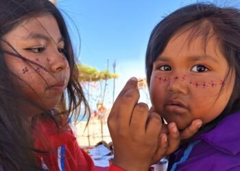 Seris viven su tradición ancestral: celebran el año nuevo junto al desierto y el mar