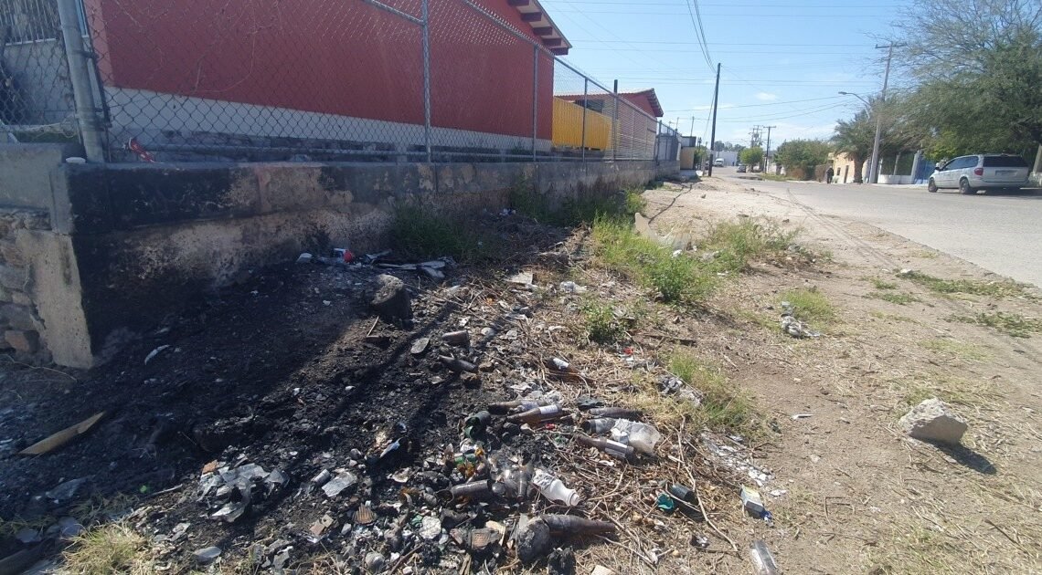 Desespera a vecinos acumulación de basura