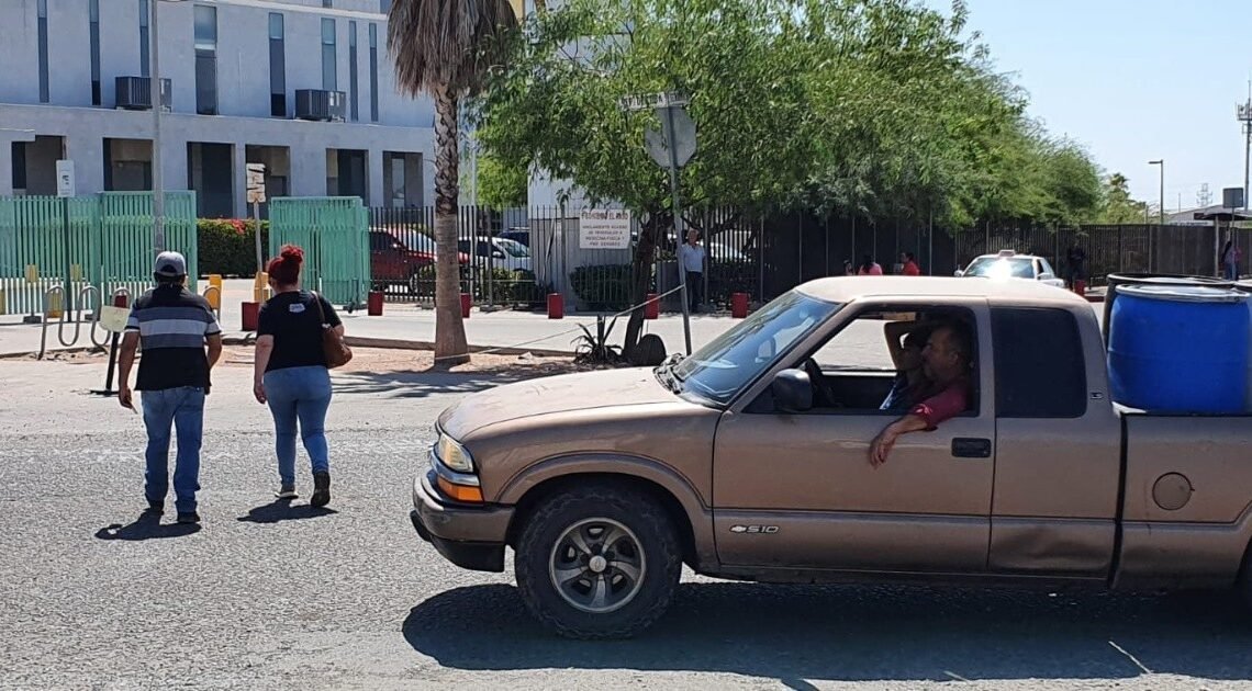 Hermosillo: Cruzar como peatón la República de Cuba y Tecnológico es todo un reto; piden señalamientos Hermosillo: Cruzar como peatón la República de Cuba y Tecnológico es todo un reto; piden señalamientos