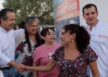 Inicia el alcalde de Hermosillo pavimentación en segundo tramo en Las Quintas