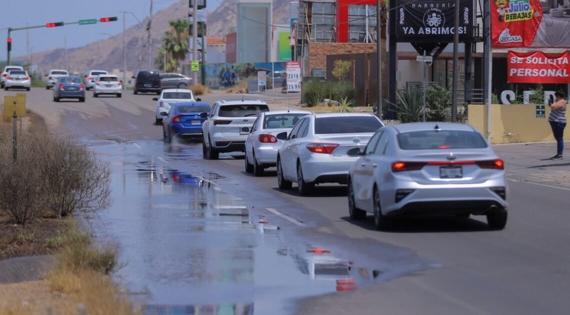 Hermosillo: Con urgencia solicitan a las Autoridades reparar fuga de drenaje y baches en Paseo Río Sonora Hermosillo: Con urgencia solicitan a las Autoridades reparar fuga de drenaje y baches en Paseo Río Sonora
