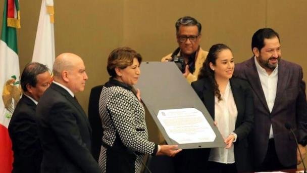 Entregan constancia de mayoría a Delfina Gómez en Edomex Entregan constancia de mayoría a Delfina Gómez en Edomex