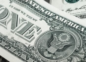 Dólar en México: ¿Cuál es el tipo de cambio en los principales bancos hoy lunes 11 de diciembre de 2023?