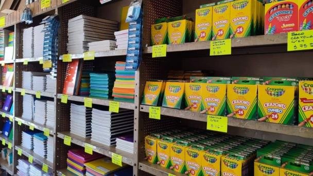 Regreso a clases en Sonora; hasta 2 mil 500 pesos por hijo Regreso a clases en Sonora; hasta 2 mil 500 pesos por hijo