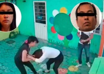 Padres que golpearon a maestra son acusados de extorsión