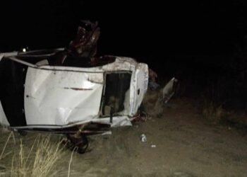 Volcadura en carretera Hermosillo-Guaymas deja tres muertes y una persona lesionada