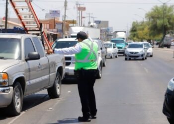 ¡Tome precauciones! Regreso a clases y obras en proceso “recarga” tránsito en ocho bulevares de Hermosillo