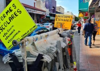 Textileros de Sonora aún no inician producción de uniformes escolares para educación básica pública