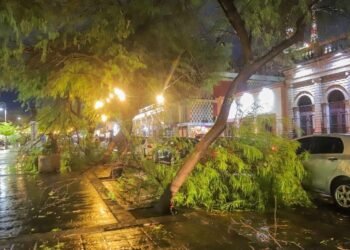 Limpieza y precaución lo pueden salvar durante una tormenta: Bomberos de Hermosillo
