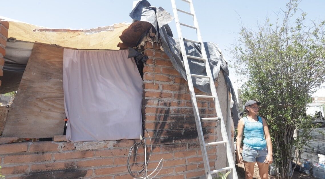 Habitantes de la invasión Tres Reynas temían lo peor durante tormenta en Hermosillo Habitantes de la invasión Tres Reynas temían lo peor durante tormenta en Hermosillo