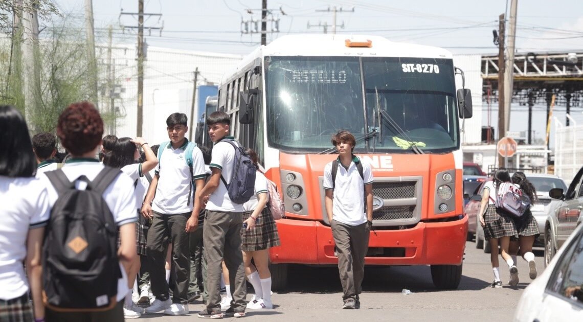 ¡Qué nuevas!: Usuarios en Hermosillo esperaron hasta 50 minutos por los camiones el primer día de clases